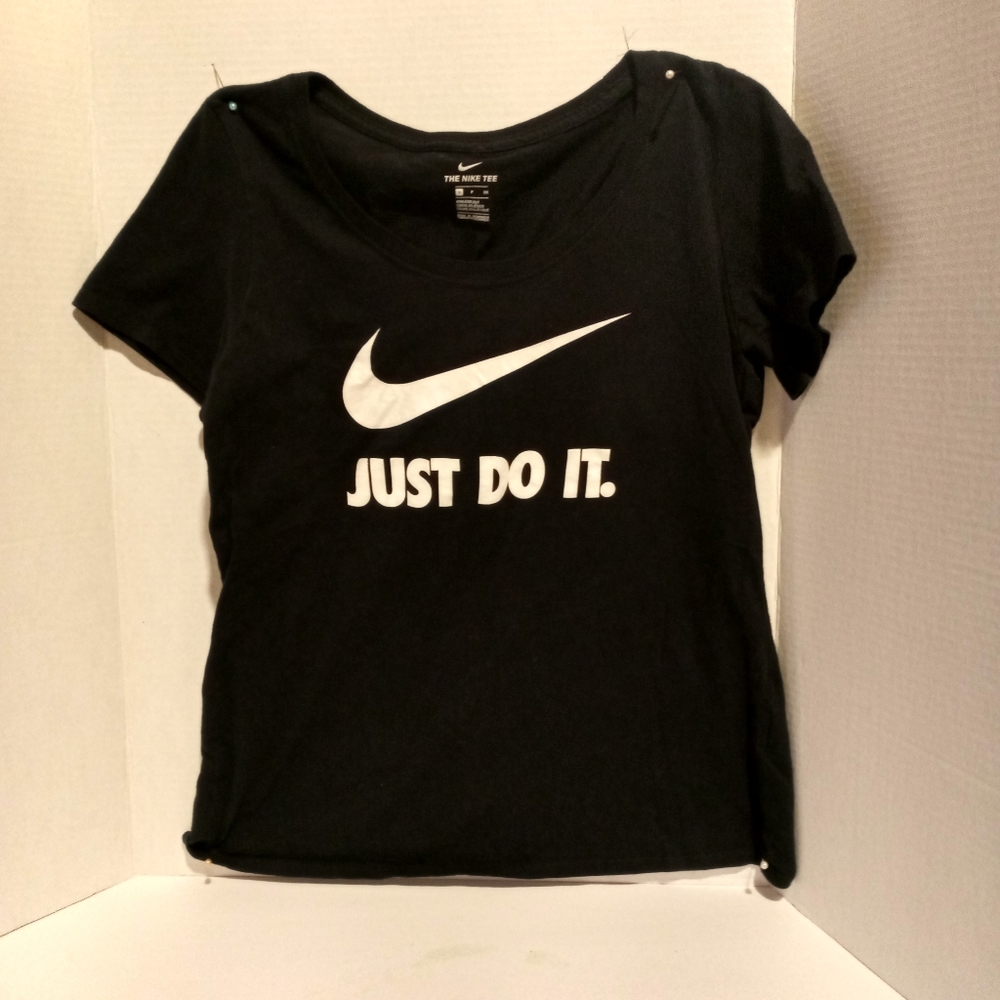 Nike Sport T shirt